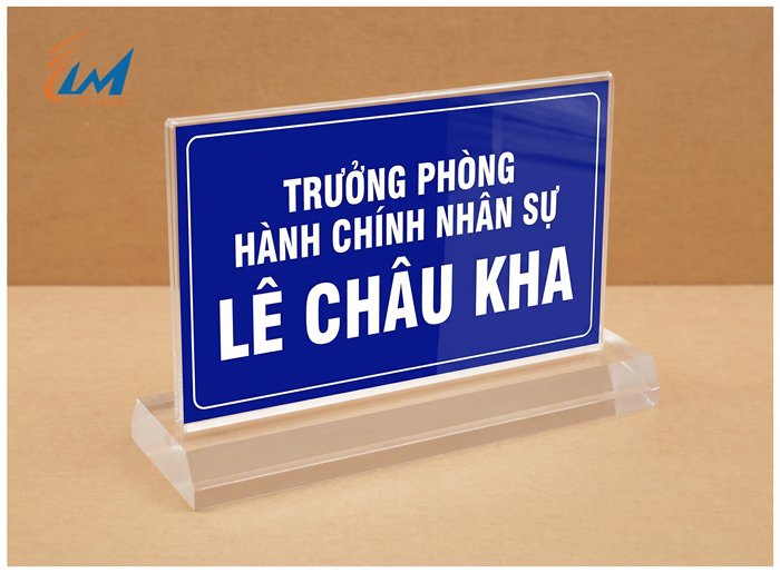 bảng chức danh để bàn bằng mica