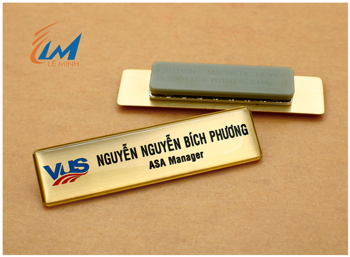 bảng tên đồng ăn mòn lõm VUS