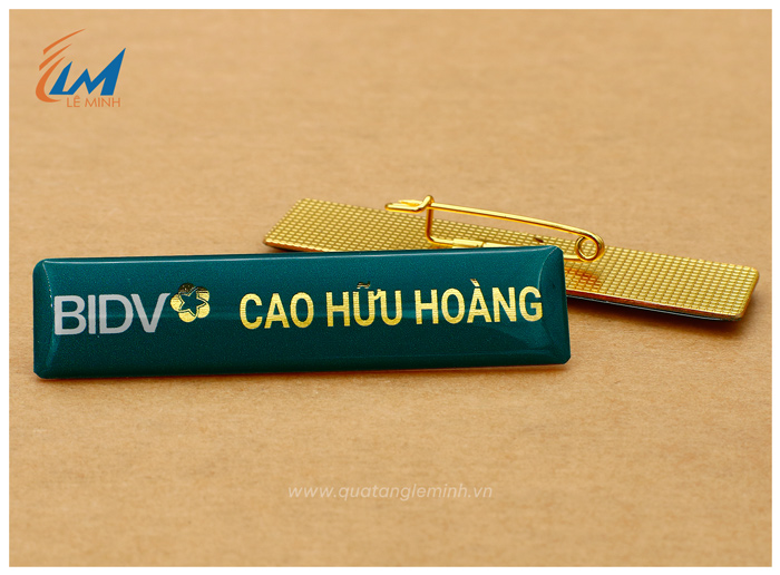 bảng tên đồng in uv mẫu BIDV