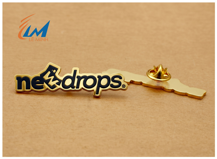 huy hiệu đeo áo bằng đồng làm theo yêu cầu