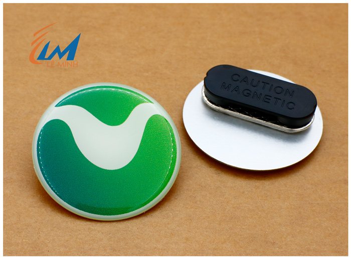 Huy hiệu nhôm tròn in uv theo yêu cầu