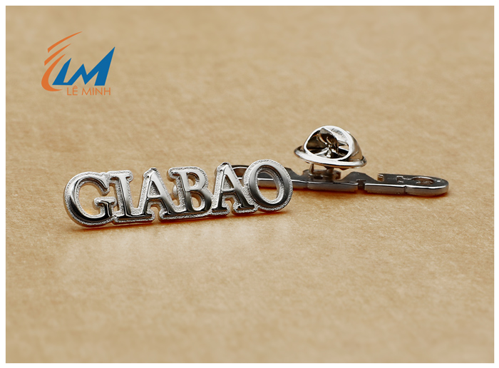 huy hiệu đồng đúc logo mạ bạc cao cấp