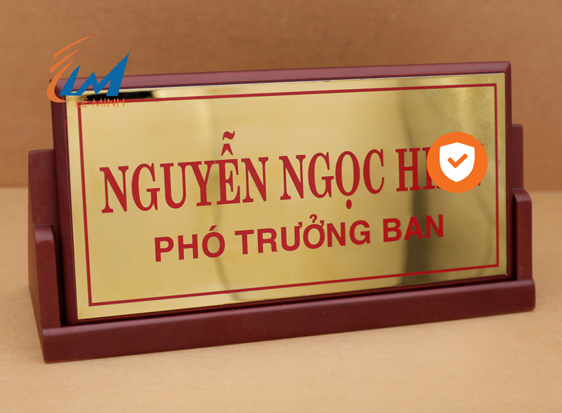 bảng tên chức danh gỗ inox