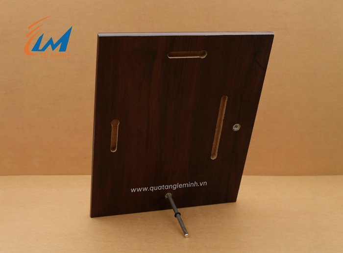 bảng gỗ vinh danh trưởng phòng xuất sắc