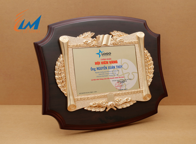 kỷ niệm chương gỗ đồng