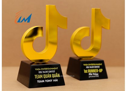 Cúp logo Tiktok - Làm cúp theo yêu cầu