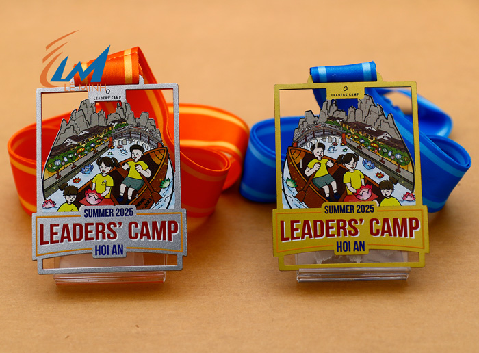 Huy chương trại hè Leader's Camp