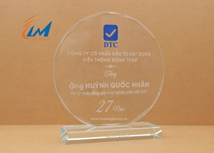 Kỷ niệm chương vinh danh cống hiến - Mẫu hình tròn