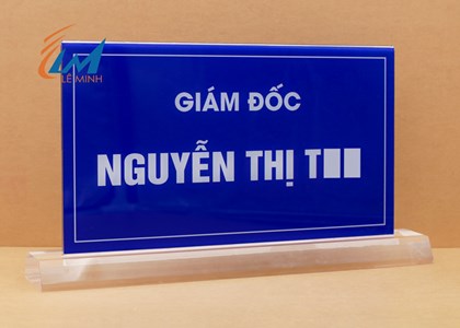 Làm biển chức danh văn phòng mica giá rẻ