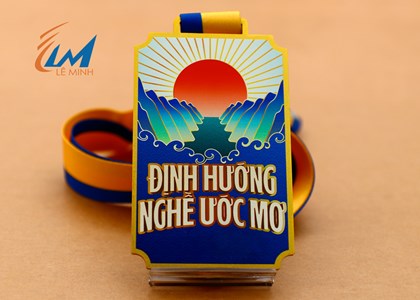 Đặt làm huy chương theo yêu cầu