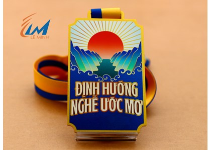 Đặt làm huy chương theo yêu cầu