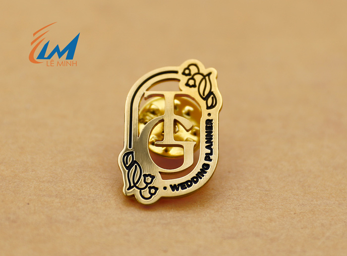 Huy hiệu đồng xi vàng xi bạc phủ màu