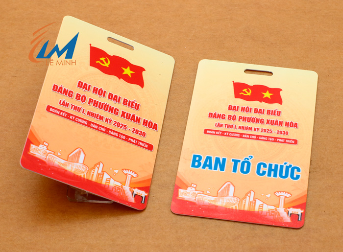 thẻ đeo đại biểu